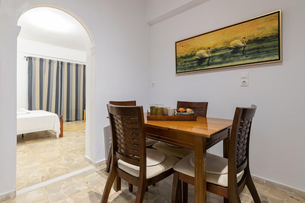 Denise Studios And Apartments Argassi Bagian luar foto