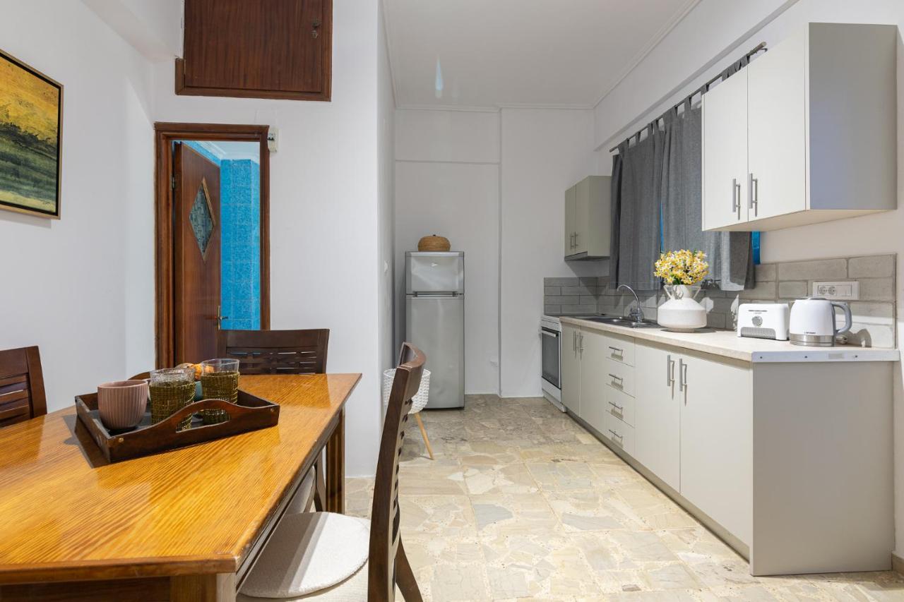 Denise Studios And Apartments Argassi Bagian luar foto