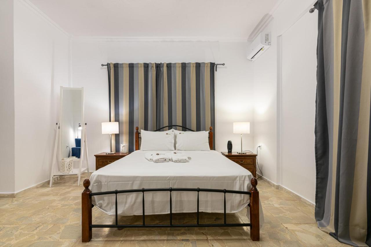 Denise Studios And Apartments Argassi Bagian luar foto