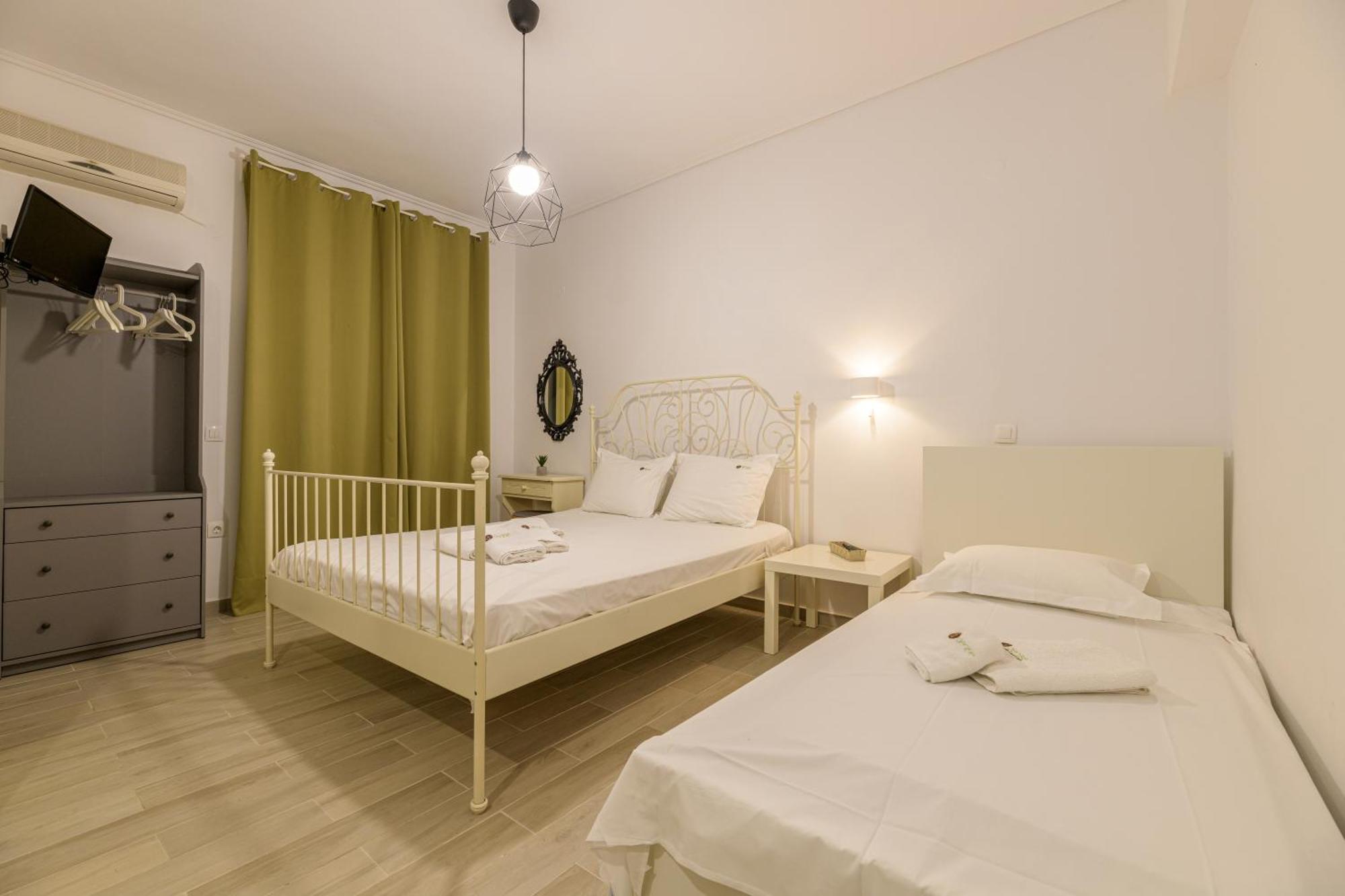 Denise Studios And Apartments Argassi Bagian luar foto