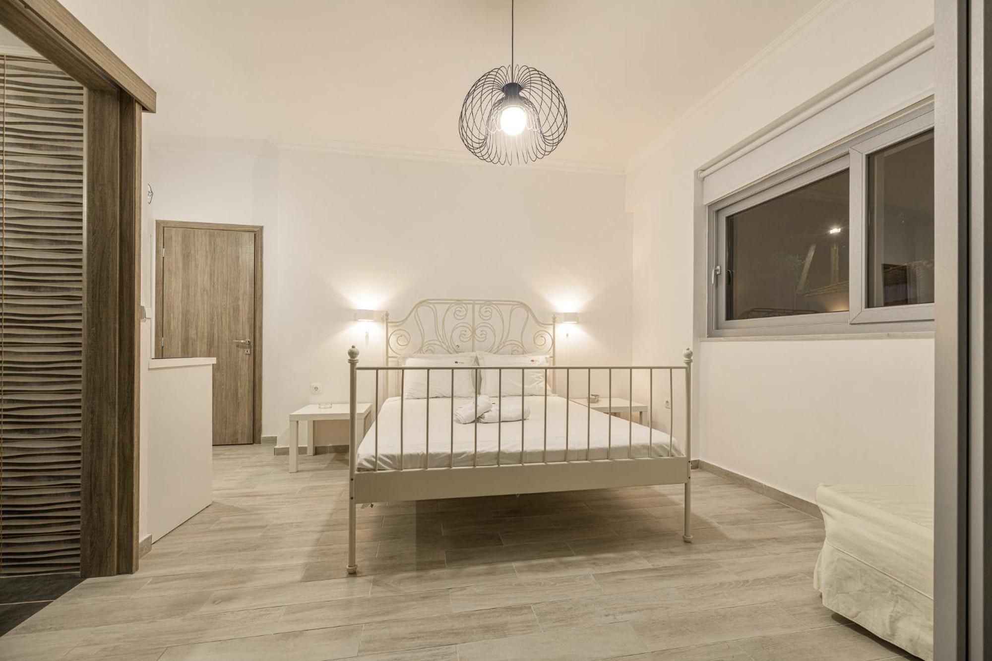 Denise Studios And Apartments Argassi Bagian luar foto
