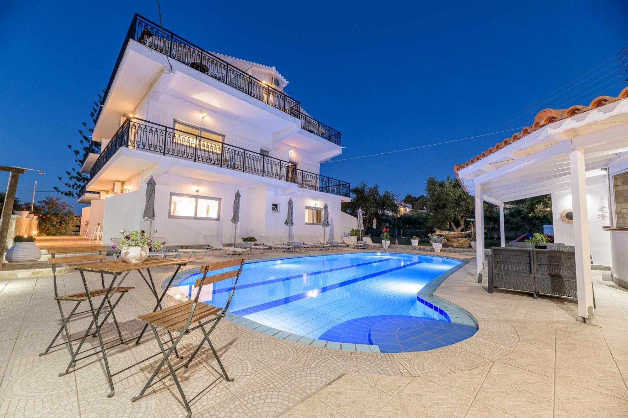 Denise Studios And Apartments Argassi Bagian luar foto