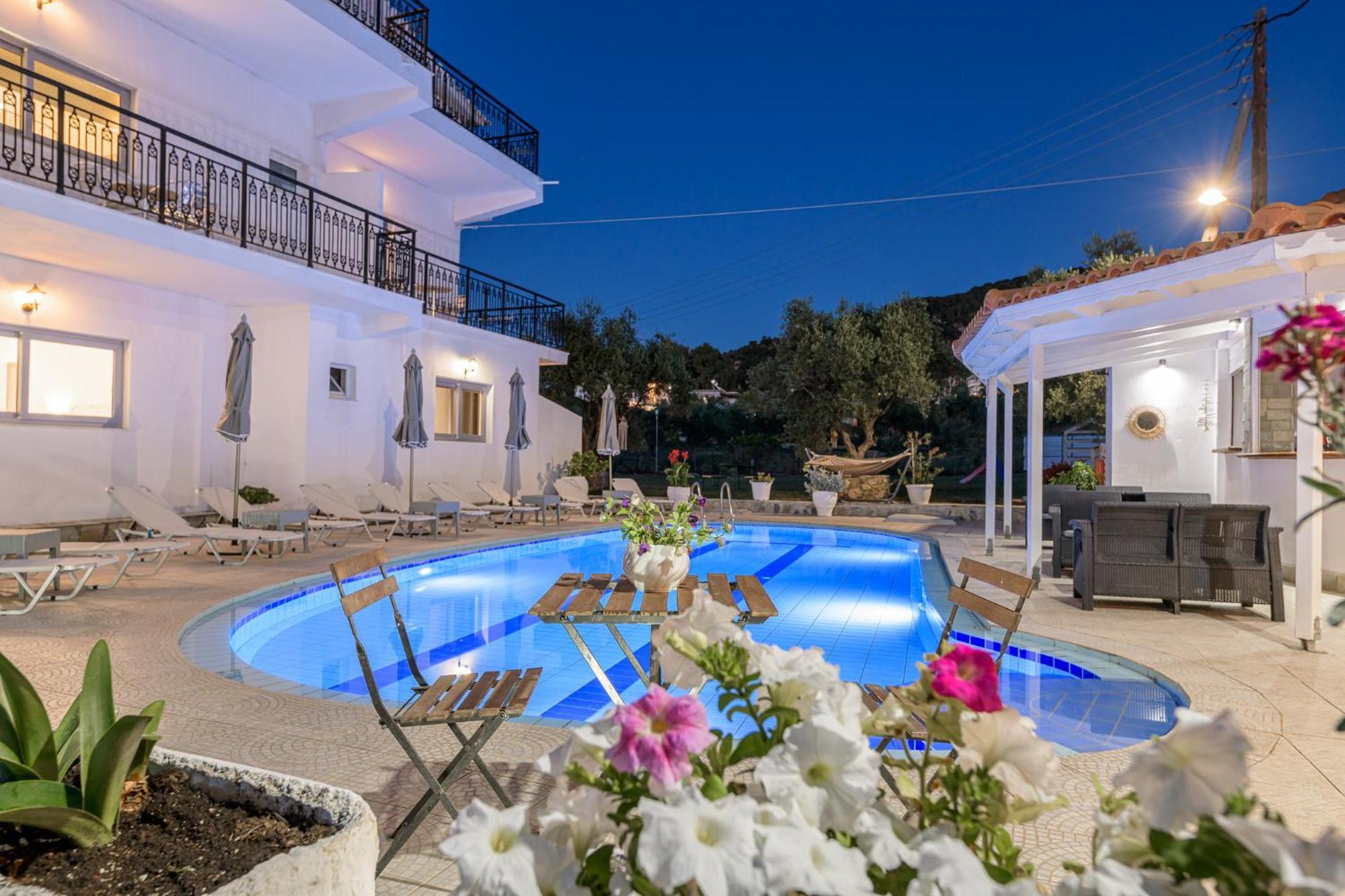 Denise Studios And Apartments Argassi Bagian luar foto
